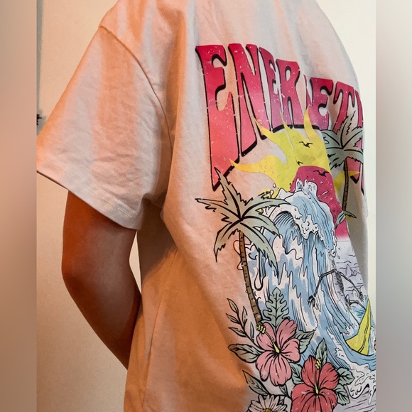 White t shirt with graphic print on the back. - Picture 2 of 6